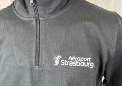 Personnalisation de vêtements de travail – Impression textile sur blouson softshell