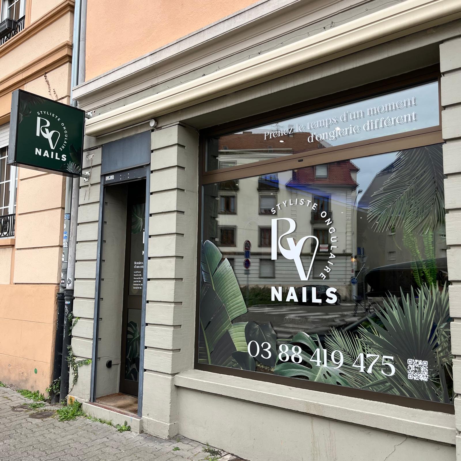 Enseigne et marquage vitrine